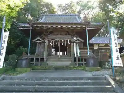 衣笠神社の本殿・本堂