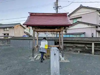 金山神社の手水舎