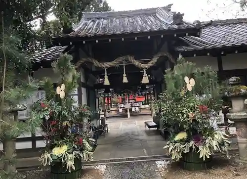 奈良豆比古神社の山門