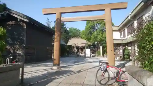 寒川神社の鳥居