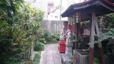 於三稲荷神社のその他建物