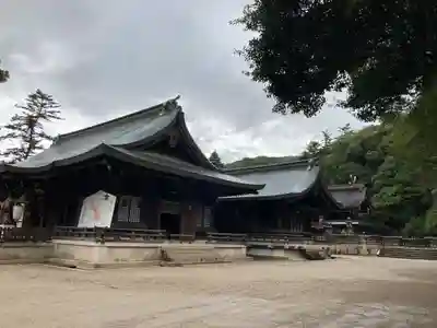 吉備津彦神社の本殿・本堂