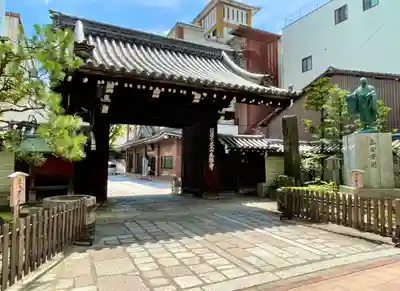 本能寺の山門・神門