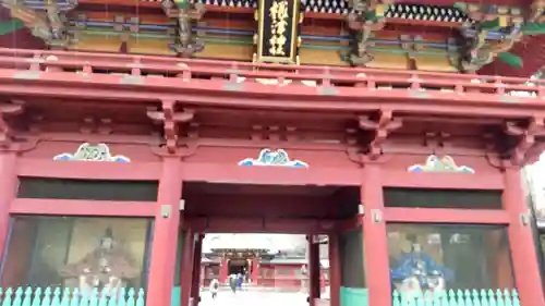 根津神社の山門・神門