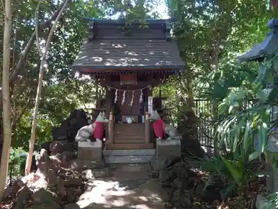 西堀氷川神社の末社・摂社