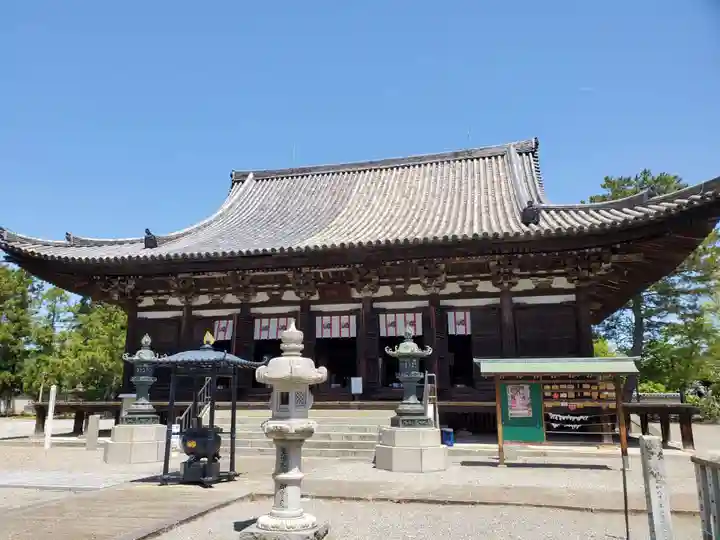 鶴林寺の本殿・本堂