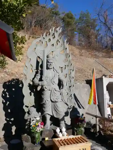 石鎚神社（関東石鎚神社）の像