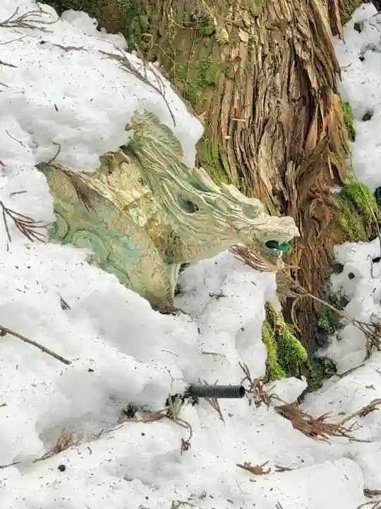 早池峯神社の{uncategorized: "未分類", other: "その他", undefined: "問題あり", building: "その他建物", grave: "お墓", sacred_gate: "鳥居", guardian: "狛犬", statue: "像", buddha: "仏像", history: "歴史", nature: "自然", garden: "庭園", animal: "動物", pagoda: "塔", temizu: "手水舎", mountain_gate: "山門・神門", sanctuary: "本殿・本堂", subordinate: "末社・摂社", art: "芸術", scenery: "景色", jizo: "地蔵", ema: "絵馬", goshuin: "御朱印", omikuji: "おみくじ", items: "授与品その他", amulet: "お守り", goshuincho: "御朱印帳", eats: "食事", festival: "お祭り", votive_dance: "神楽", shichigosan: "七五三参", wedding: "結婚式", experience: "体験その他", initially: "初詣", around: "周辺", anti_infection: "感染症対策"}