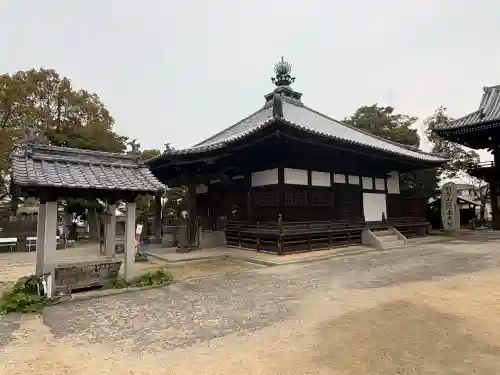 南光坊の{uncategorized: "未分類", other: "その他", undefined: "問題あり", building: "その他建物", grave: "お墓", sacred_gate: "鳥居", guardian: "狛犬", statue: "像", buddha: "仏像", history: "歴史", nature: "自然", garden: "庭園", animal: "動物", pagoda: "塔", temizu: "手水舎", mountain_gate: "山門・神門", sanctuary: "本殿・本堂", subordinate: "末社・摂社", art: "芸術", scenery: "景色", jizo: "地蔵", ema: "絵馬", goshuin: "御朱印", omikuji: "おみくじ", items: "授与品その他", amulet: "お守り", goshuincho: "御朱印帳", eats: "食事", festival: "お祭り", votive_dance: "神楽", shichigosan: "七五三参", wedding: "結婚式", experience: "体験その他", initially: "初詣", around: "周辺", anti_infection: "感染症対策"}
