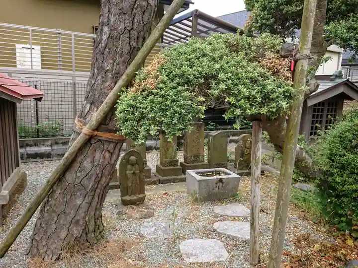 法照寺の手水舎