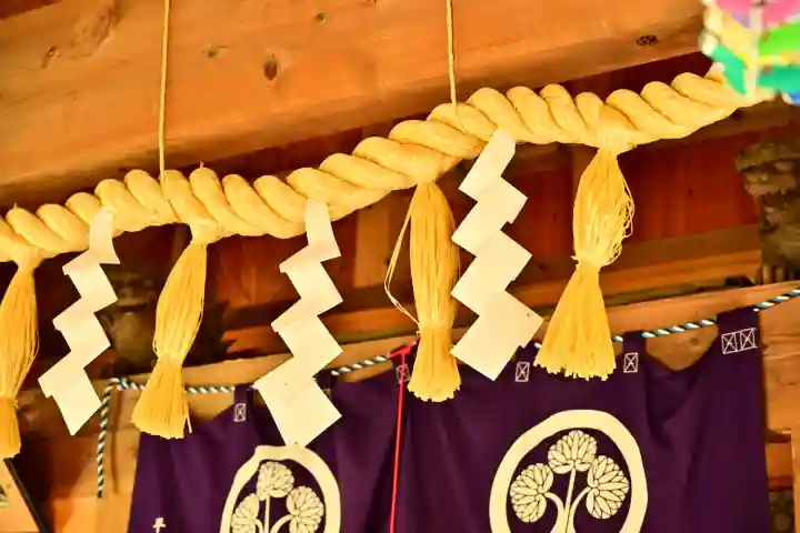 郡殿の池弁財天社(新潟県)