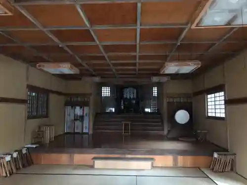 三峯神社の本殿・本堂