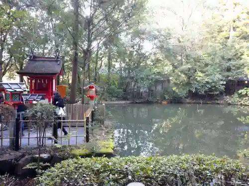 狭井坐大神荒魂神社(狭井神社)の庭園