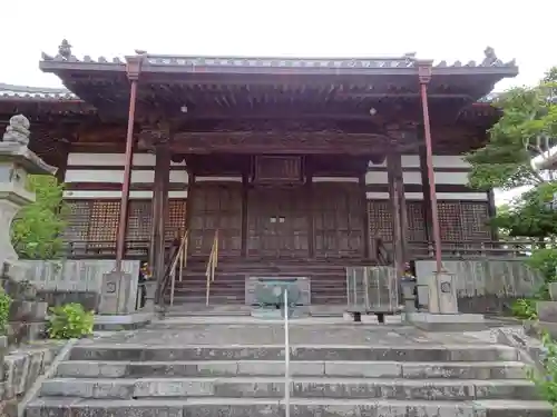 法然寺の本殿・本堂