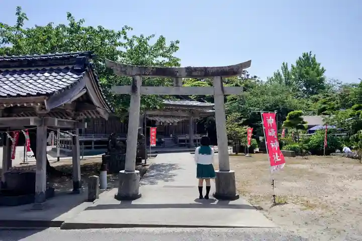 神﨑神社の鳥居
