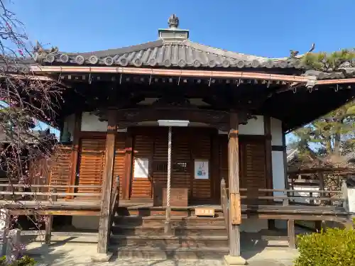 明王院の{uncategorized: "未分類", other: "その他", undefined: "問題あり", building: "その他建物", grave: "お墓", sacred_gate: "鳥居", guardian: "狛犬", statue: "像", buddha: "仏像", history: "歴史", nature: "自然", garden: "庭園", animal: "動物", pagoda: "塔", temizu: "手水舎", mountain_gate: "山門・神門", sanctuary: "本殿・本堂", subordinate: "末社・摂社", art: "芸術", scenery: "景色", jizo: "地蔵", ema: "絵馬", goshuin: "御朱印", omikuji: "おみくじ", items: "授与品その他", amulet: "お守り", goshuincho: "御朱印帳", eats: "食事", festival: "お祭り", votive_dance: "神楽", shichigosan: "七五三参", wedding: "結婚式", experience: "体験その他", initially: "初詣", around: "周辺", anti_infection: "感染症対策"}