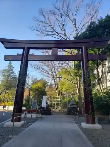 東郷神社の鳥居