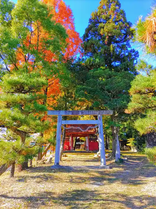 鞆江神社(明地)の鳥居