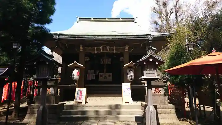 上目黒氷川神社の本殿・本堂