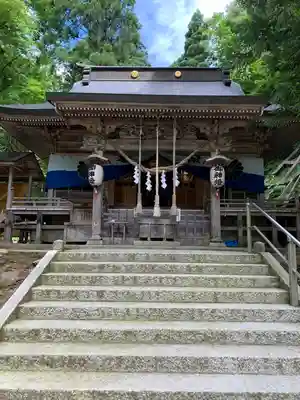 羽山神社の本殿・本堂