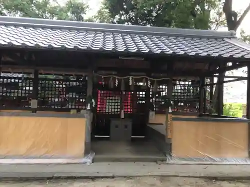 雲甘寺坐楢本神社の本殿・本堂