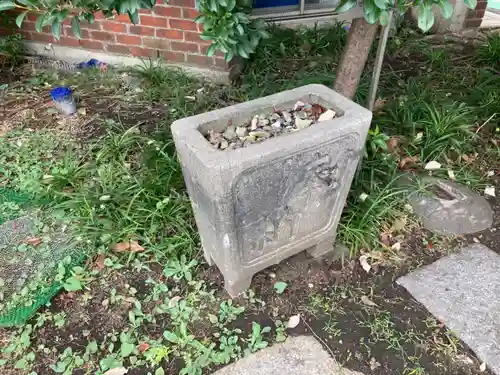 本目道祖神の手水舎