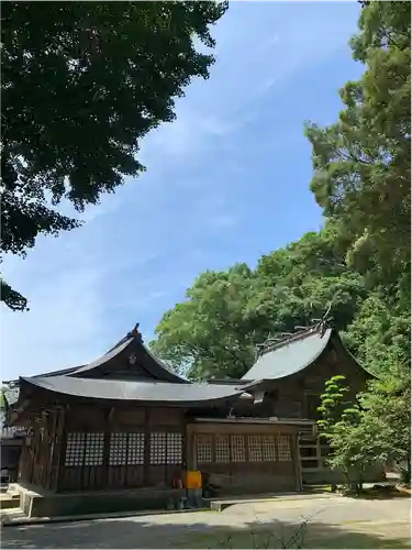 妻山神社の本殿