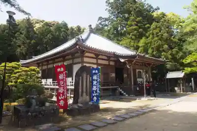 補陀洛山寺の本殿・本堂