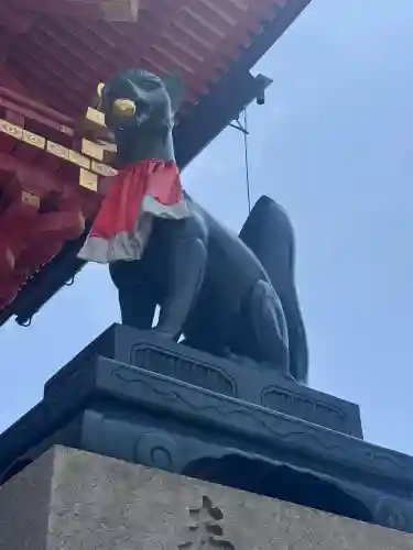 伏見稲荷大社の{uncategorized: "未分類", other: "その他", undefined: "問題あり", building: "その他建物", grave: "お墓", sacred_gate: "鳥居", guardian: "狛犬", statue: "像", buddha: "仏像", history: "歴史", nature: "自然", garden: "庭園", animal: "動物", pagoda: "塔", temizu: "手水舎", mountain_gate: "山門・神門", sanctuary: "本殿・本堂", subordinate: "末社・摂社", art: "芸術", scenery: "景色", jizo: "地蔵", ema: "絵馬", goshuin: "御朱印", omikuji: "おみくじ", items: "授与品その他", amulet: "お守り", goshuincho: "御朱印帳", eats: "食事", festival: "お祭り", votive_dance: "神楽", shichigosan: "七五三参", wedding: "結婚式", experience: "体験その他", initially: "初詣", around: "周辺", anti_infection: "感染症対策"}