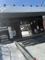 札幌護國神社の山門・神門