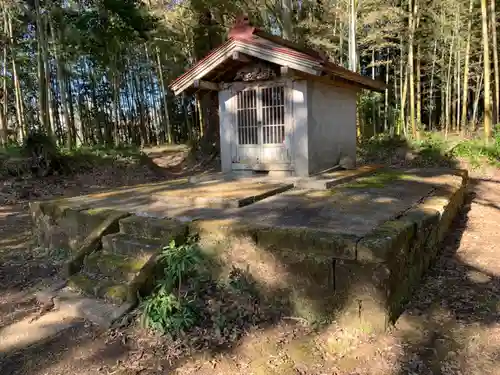 神社跡の本殿・本堂