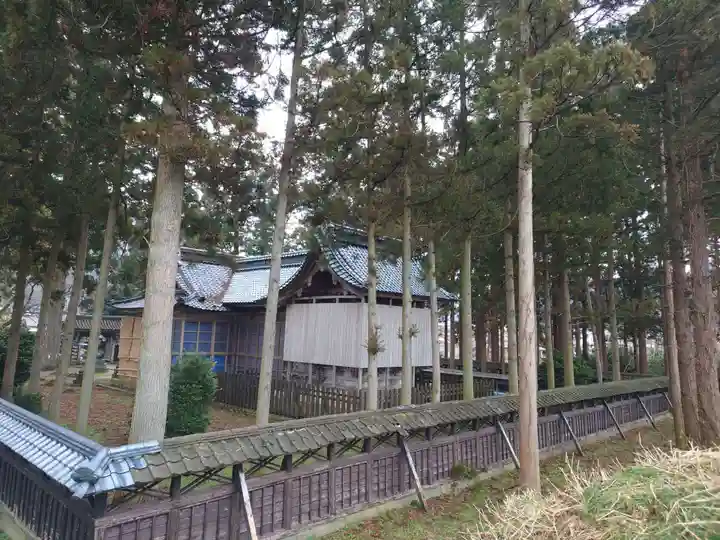 守りの神 藤基神社(新潟県)