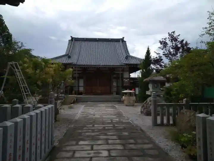 観音寺の本殿・本堂
