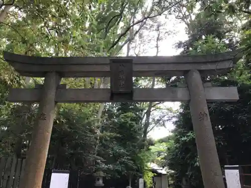 平塚八幡宮の鳥居