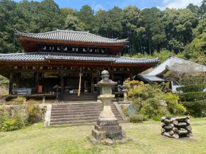 弘仁寺の{uncategorized: "未分類", other: "その他", undefined: "問題あり", building: "その他建物", grave: "お墓", sacred_gate: "鳥居", guardian: "狛犬", statue: "像", buddha: "仏像", history: "歴史", nature: "自然", garden: "庭園", animal: "動物", pagoda: "塔", temizu: "手水舎", mountain_gate: "山門・神門", sanctuary: "本殿・本堂", subordinate: "末社・摂社", art: "芸術", scenery: "景色", jizo: "地蔵", ema: "絵馬", goshuin: "御朱印", omikuji: "おみくじ", items: "授与品その他", amulet: "お守り", goshuincho: "御朱印帳", eats: "食事", festival: "お祭り", votive_dance: "神楽", shichigosan: "七五三参", wedding: "結婚式", experience: "体験その他", initially: "初詣", around: "周辺", anti_infection: "感染症対策"}