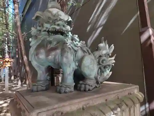 花園神社の狛犬