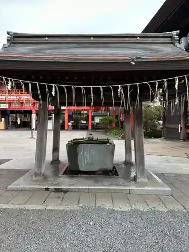 高幡不動尊　金剛寺の手水