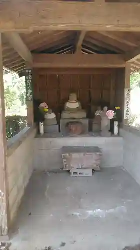 高座石寺の地蔵