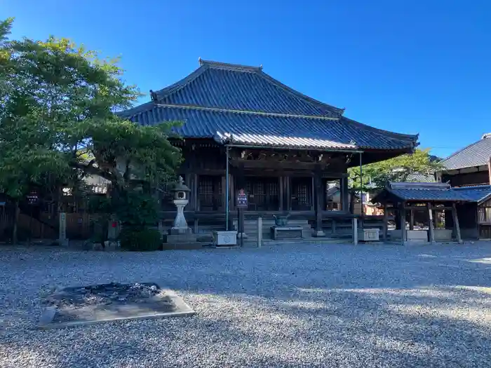 地藏院（寳蔵寺）の本殿