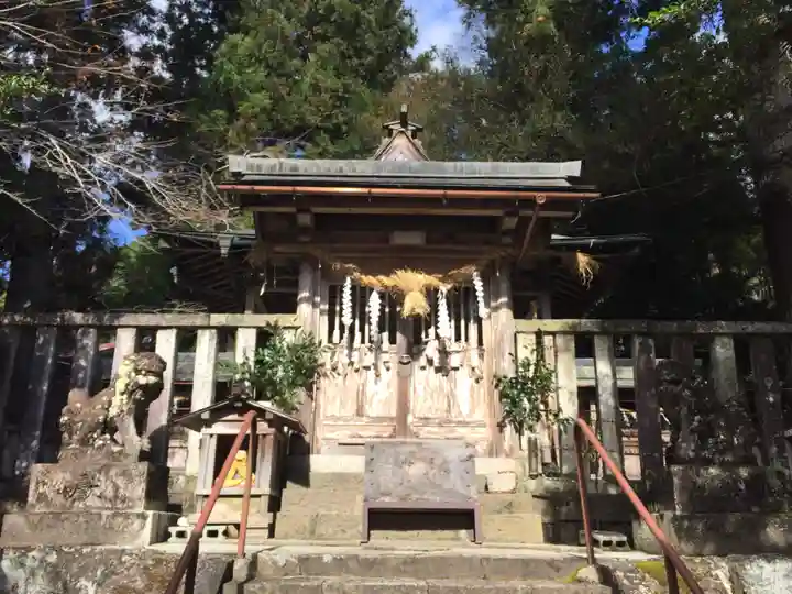 天鷹神社の本殿・本堂