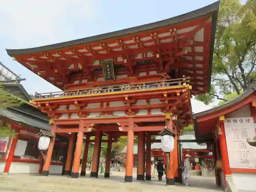 生田神社の山門