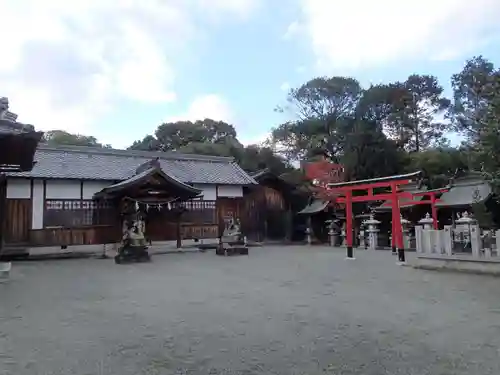 天高市神社の本殿