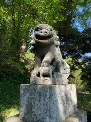 八雲神社の狛犬