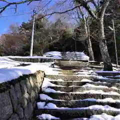 霊山神社の建物その他