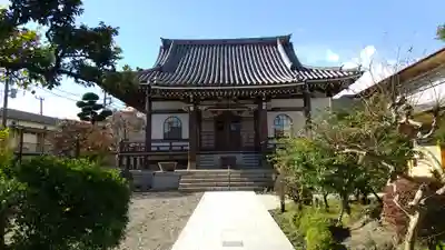 寳泉寺の本殿・本堂