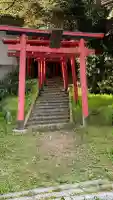 紅石稲荷神社の{uncategorized: "未分類", other: "その他", undefined: "問題あり", building: "その他建物", grave: "お墓", sacred_gate: "鳥居", guardian: "狛犬", statue: "像", buddha: "仏像", history: "歴史", nature: "自然", garden: "庭園", animal: "動物", pagoda: "塔", temizu: "手水舎", mountain_gate: "山門・神門", sanctuary: "本殿・本堂", subordinate: "末社・摂社", art: "芸術", scenery: "景色", jizo: "地蔵", ema: "絵馬", goshuin: "御朱印", omikuji: "おみくじ", items: "授与品その他", amulet: "お守り", goshuincho: "御朱印帳", eats: "食事", festival: "お祭り", votive_dance: "神楽", shichigosan: "七五三参", wedding: "結婚式", experience: "体験その他", initially: "初詣", around: "周辺", anti_infection: "感染症対策"}
