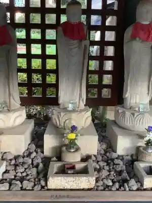 八事山 興正寺の地蔵