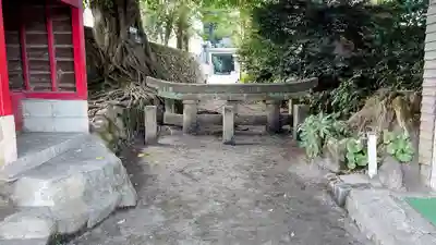 腹五社神社の鳥居
