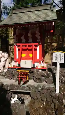 京濱伏見稲荷神社の末社・摂社