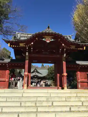 秩父神社の山門